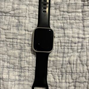 Series 9 Apple Watch (GPS)
